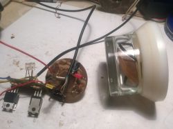 Simple solar tracker on the L272M for controlling solar panels. Simple solar tracker on the L272M for controlling solar panels.