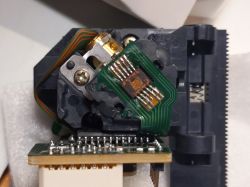 Głowica laserowa modułu CD KSS240A w wieży SONY MHC-4700