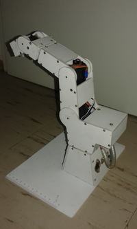 Własny robot - sześcioosiowe ramię Własny robot - sześcioosiowe ramię