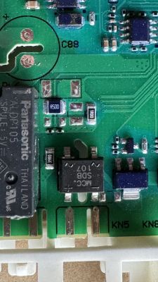 Beko DIS46120 – identyfikacja uszkodzonego elementu SMD na module sterującym