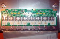 Samsung SyncMaster 305T - proruszające się przebariewnia, plamy, artefakty Samsung SyncMaster 305T - proruszające się przebariewnia, plamy, artefakty
