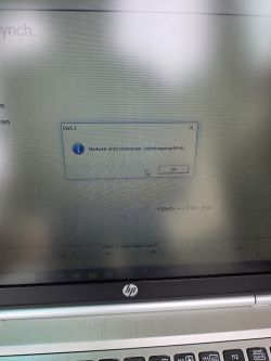 Ekran laptopa z oknem „EWS 3” i komunikatem błędu „Startwert nicht verstanden, Uebertragungsfehler”.