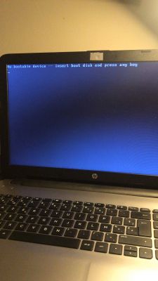 Instalacja Windows na SSD w laptopie HP Notebook Seria 15 - błąd Brak urządzenia rozruchowego