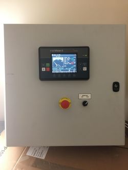 [Sprzedam] Panel sterowania agregatu prądotworczego, synchronizacja ,AVR ,SZR