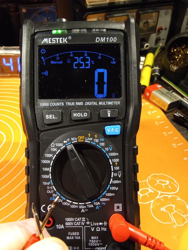 MESTEK DM 100 - miernik uniwersalny dla każdego? Krótki opis i kilka fotek.