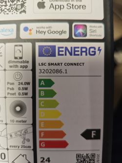 Energy label for LSC Smart Connect product with energy class F.