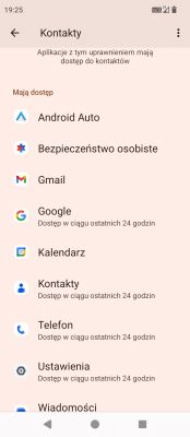 Lista aplikacji z dostępem do kontaktów na telefonie.