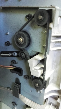 Xerox WC 255 - Zacięcie papieru przy druku z dolnych tac 1-4, głośny zgrzyt
