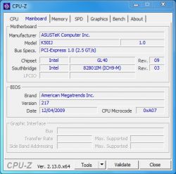 Zrzut ekranu z programu CPU-Z przedstawiający informacje o płycie głównej laptopa.
