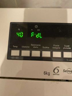 Whirlpool MTDLR 60226 - Błąd Fdl, pralka nie kończy programu, przekaźnik grzałki czy moduł?