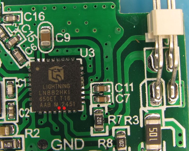 LIGHTNING LN882HKI chip on a printed circuit board Close-up of LIGHTNING LN882HKI chip on green PCB with SMD components