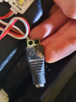 Poszukiwanie złączki z wejściem zasilającym - gdzie zakupić?