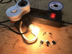 Prosty ściemniacz gniazdkowy - wnętrze i naprawa - Mumbi m-SD100