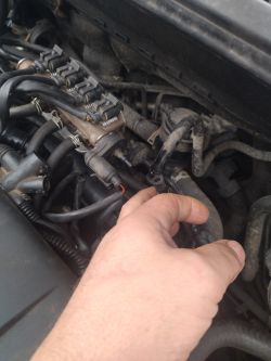 Opel Astra j 1.4 turbo benzyna po dłuższym postoju problem z rozruchem