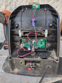 Kupiłem uszkodzonego robota koszącego Parkside PMRA 20-Li A1