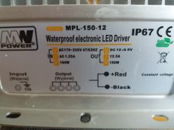 Jakie urządzenia podłączyć do złącz Data+ i Data- w LED RGB Controller?