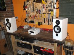 Kolumny DIY + "dedykowany" im LM3886 2x30W o dobrym brzmieniu. Kolumny DIY + "dedykowany" im LM3886 2x30W o dobrym brzmieniu.