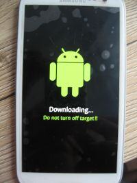 Samsung S3 GT-i9305 LTE - Po rootowaniu wisi na napisie Downloading Do not turn