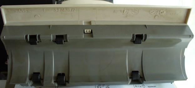 HP DJ 710C/840C - nie wciąga papieru / gniecie papier