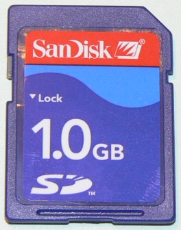 Czytnik TravelLite Card Reader a karta SanDisk 1GB