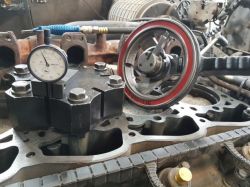DAF XF 105.460 2008 - Coolant reservoir pressure. (fluid out)