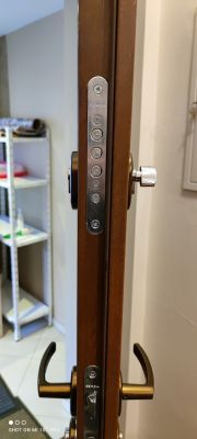 Checking via WiFi whether the door is locked (on the lock) - possible on the old lock? Checking via WiFi whether the door is locked (on the lock) - possible on the old lock?
