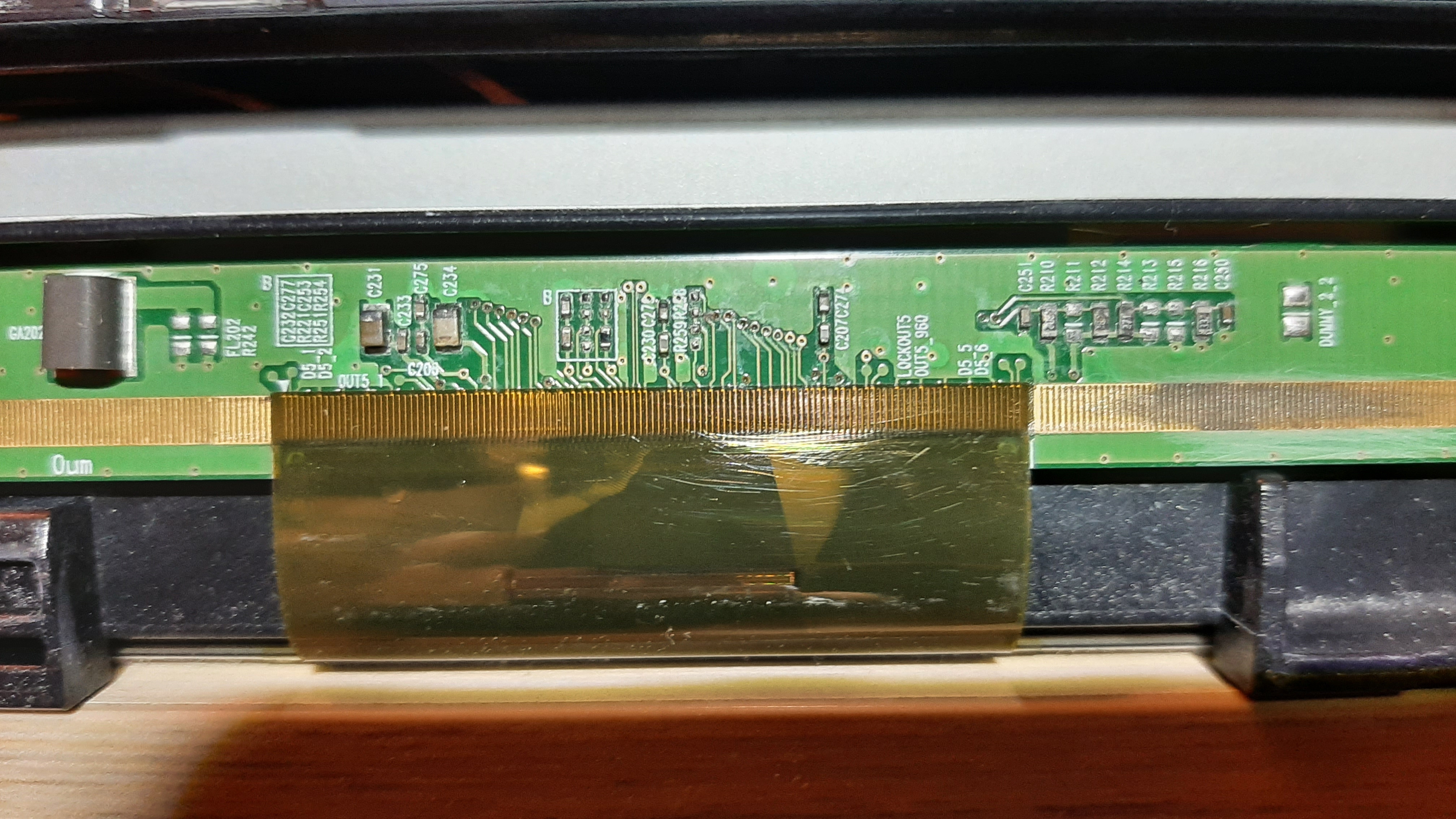 LG 42L570S - matryca LC420DUE(SF)(R3) po zalaniu wodą