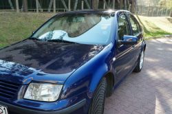 [GOLF IV 1999] - Identifying Paint Color Code from Photos: Tailgate Replacement Help Needed