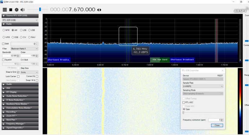 Porównanie dwóch odbiorników RTL-SDR Porównanie dwóch odbiorników RTL-SDR