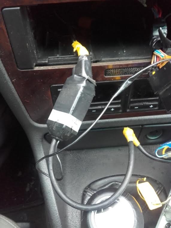 Re Audi A4 B5 19 Tdi Afn Co To Za Czarna Skrzyneczka Za Radiem