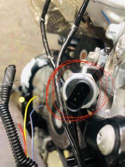 Opis wtyczki czujnika ciśnienia spalin A0009053007 do Mercedes Sprinter 2022 2.0d