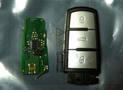 Klucz - pilot VW Passat B6 - Jaką wartość ma kondensator SMD zaznaczony czerwo