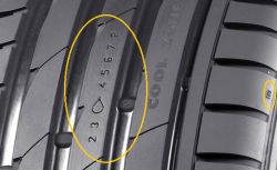 Scięta opona Uniroyal RainExpert 195/65 R15 - Czy nadaje się do użytku? Geometria tylnego koła