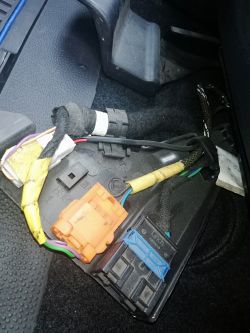 Fiat Stilo 3D - Podłączenie fabrycznych grzanych foteli z przyciskiem, jak odczy