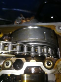 AUDI A4 2.0ALT - Czy ustawienie walków rozrządu jest prawidłowe? Zdjęcia dla oceny