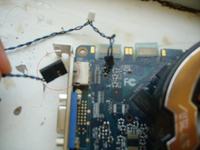 ASUS GTS 250 1GB - Gdzie podłączyć dodatkowy kabel z karty?