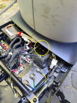 UNU skuter elektryczny - gdzie podłączyć przewody C38 i C39, błąd 12 V?