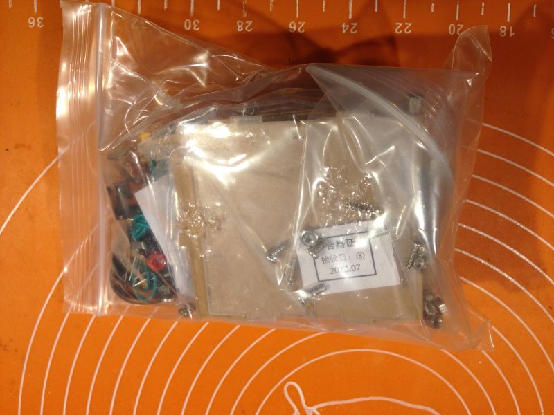 Mała kolumna DIY z Bluetooth. Recenzja zestawu do samodzielnego montażu.