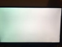 LG 23MP67VQ-P - Zielone przebarwienie części matrycy