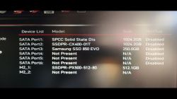 Zdjęcie ekranu BIOS-u pokazujące listę urządzeń z dyskiem SSD GOODRAM PX500 widocznym na porcie M.2_1.