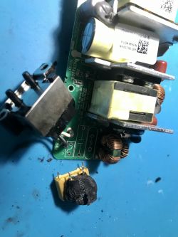 Dobór warystora i kondensatora do zasilacza Xbox Seria S - brak odczytu