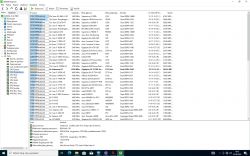 Zrzut ekranu z wynikami testów wydajności AIDA64 dla różnych procesorów i płyt głównych.
