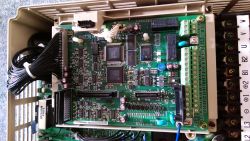 Falowniki Yaskawa Varispeed, ktoś miał okazję programować ? Falowniki Yaskawa Varispeed, ktoś miał okazję programować ?