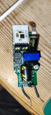 DT-BL200 Electronic Module on Table Electronic module without RF shield on a wooden table.