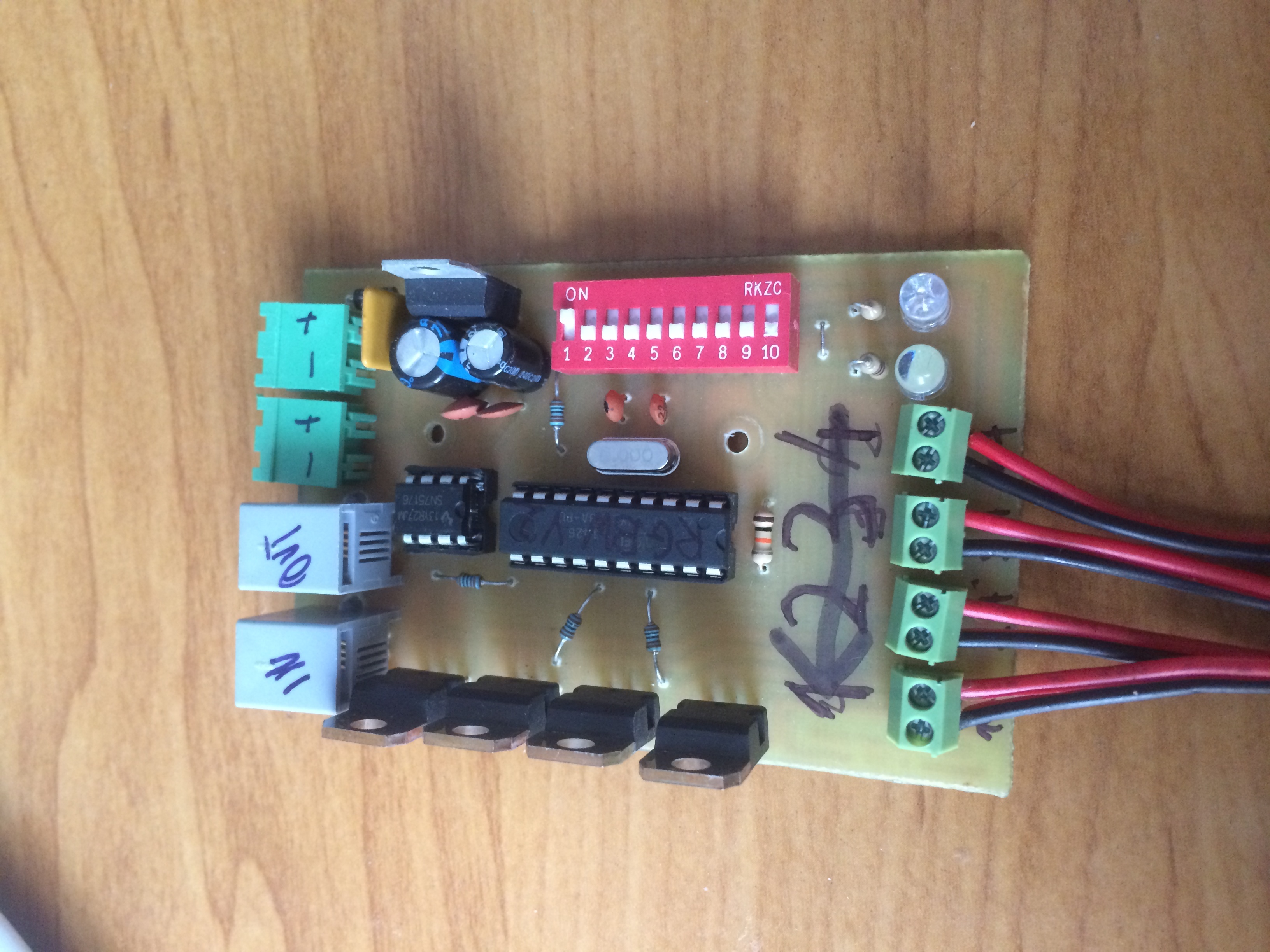 Sterownik LED RGB 3ch/4ch dmx attiny 2313 - elektroda.pl