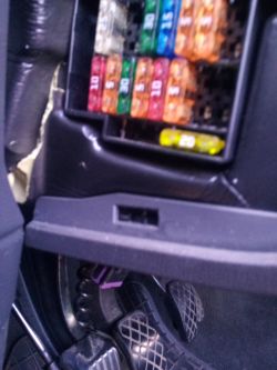 Touareg 2006r - Brak zasilania na bezpiecznikach....