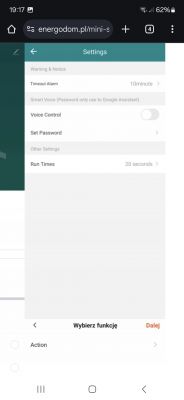 Ekran ustawień aplikacji Tuya na smartfonie z opcjami jak Timeout Alarm i Voice Control.