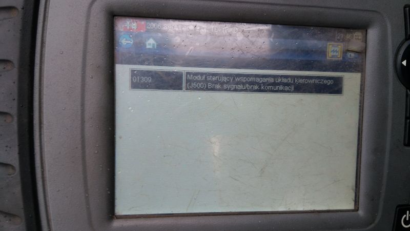2006 Seat Leon 2 (2.0 TDI) - Red Steering Wheel Error, No Electric Assistance: Fuse & Plug Issues