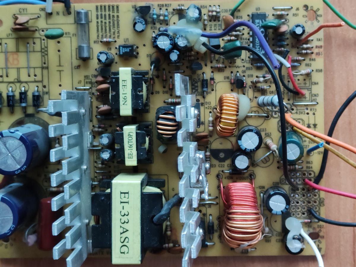 Zasilacz PC model: LC-B300ATX - Zanik napięcia przy obciążeniu