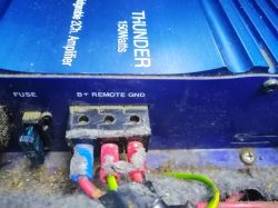 Podłączenie caraudio bez wzmacniacza - jak przywrócić fabryczne ustawienia?